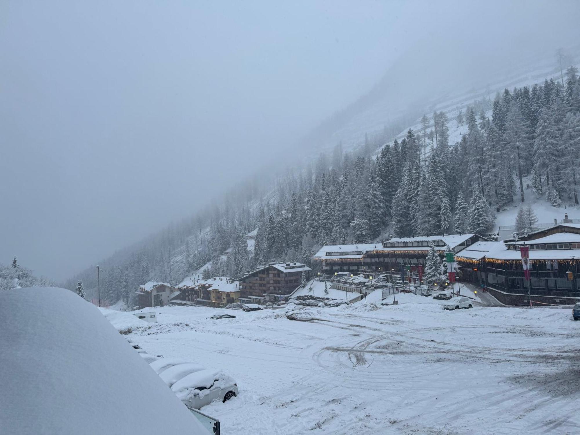 Ski Lodge Pampeago Tesero Luaran gambar